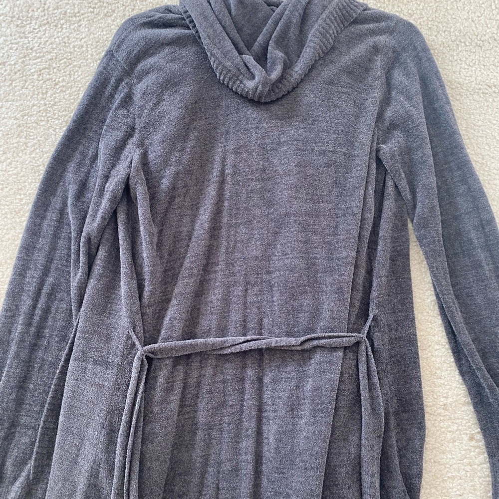 Barefoot Dreams CozyChic Ultra Lite Short Hooded Robe - Picture 3 of 7